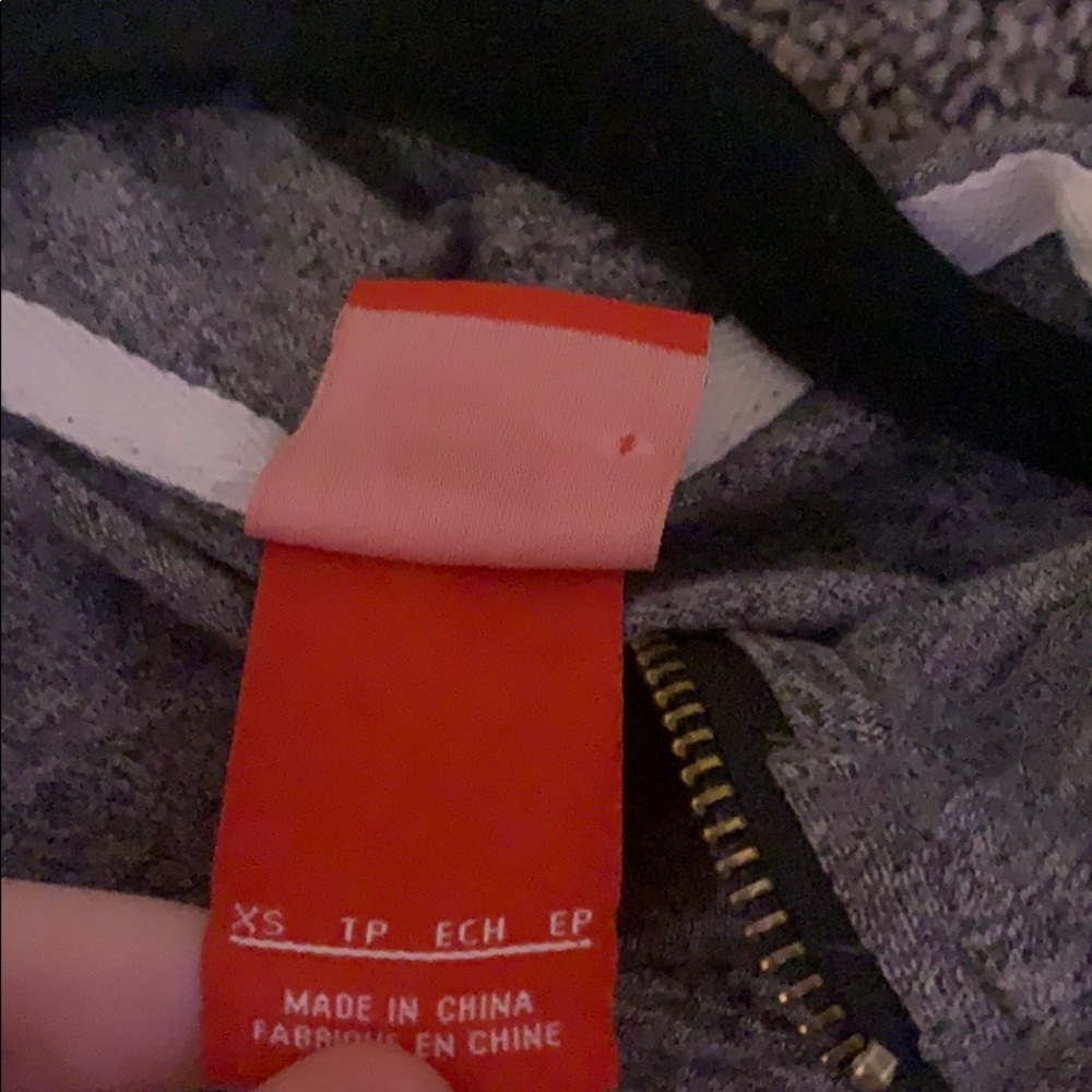 Grey Nike ZipUp - Picture 2 of 2